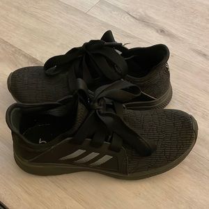adidas Bounce Edge Lux - Women’s Size 5.5